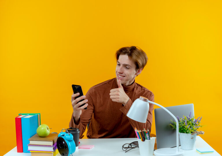 How Much Should I Get Paid for Social Media Marketing